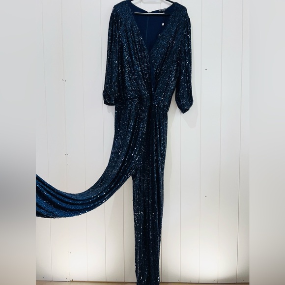 Generation Love NWT Madison Jumpsuit sequin size XL Navy...